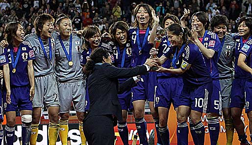 Die Weltmeisterinnen werden mit der höchsten Auszeichnung Japans geehrt