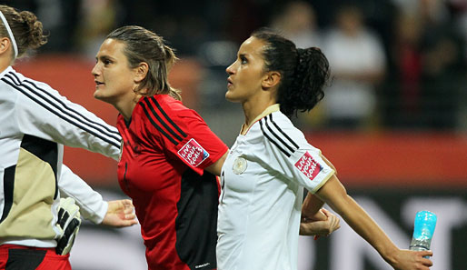 Nadine Angerer (l.) und Fatmire Bajramaj fallen gegen die Türkei wohl aus