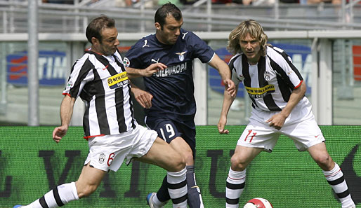 War mit einem Treffer maßgeblich an Lazios Sieg beteiligt: Stürmer-Star Goran Pandew (Mitte)