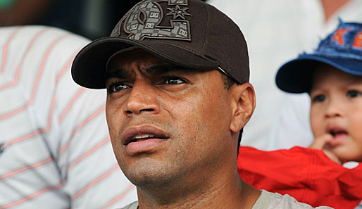 Denilson begann seine Karriere 1994 beim FC Sao Paulo