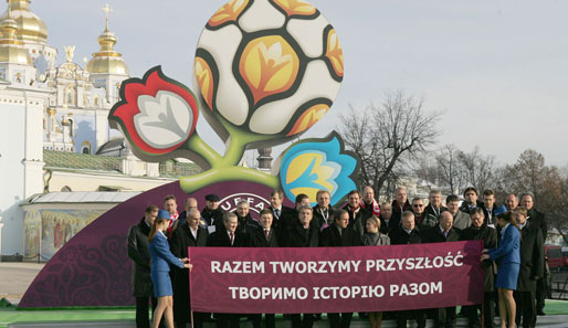 Vorstellung des Logos der UEFA Europameisterschaft 2012