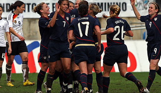 Die DFB-Damen verloren das Finale um den Algarve Cup mit 3:2 gegen die USA
