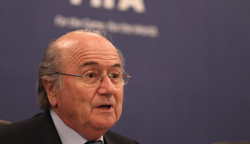 FIFA-Boss Blatter wehrt sich vehement gegen politische Einflussnahme auf den Fußball