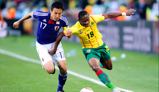 Makoto Hasebe (l.) bestritt bei der Weltmeisterschaft 2010 alle vier Spiele für Japan