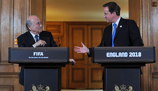 Sepp Blatter (l.) ist seit 1998 Präsident des Fußball-Weltverbands FIFA
