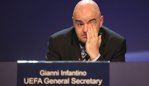 Gianni Infantino glaubt, dass die Stadien der EURO 2012 rechtzeitig fertig werden