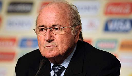 Joseph Blatter hat besorgt auf den Abbruch des Finals der Copa Sudamericana reagiert