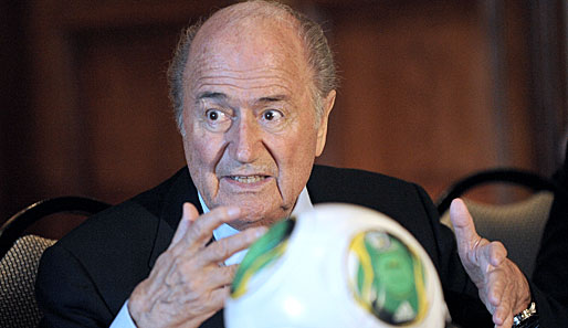 Sepp Blatter spricht sich bereits beim Confed-Cup im Sommer für den Blutpass aus