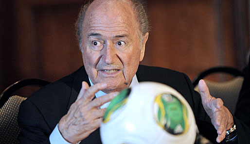 FIFA-Präsident Sepp Blatter lässt sich seine Zukunft weiterhin offen