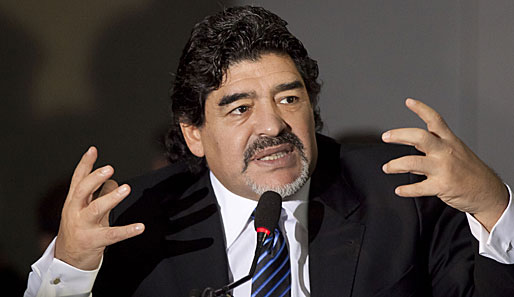 Diego Maradona wird in Neapel wie ein Held verehrt - Steuern muss er trotzdem zahlen