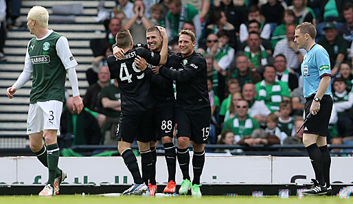 Gary Hooper traf für Celtic doppelt und schoss Glasgow zum Pokalerfolg