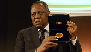 Issa Hayatou ist der Präsident der CAF