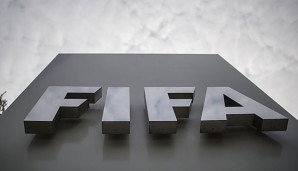 Die Ethikkommission der FIFA sperrt Edmond Bowen für drei Jahre