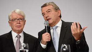 Wolfgang Niersbach (r.) ist seit März 2012 DFB-Präsident