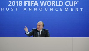 Russland Präsident Wladimir Putin wehrt die Kritik an der WM-Vergabe 2018 ab