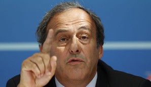 Michel Platini könnte Sepp Blatter als FIFA-Chef beerben