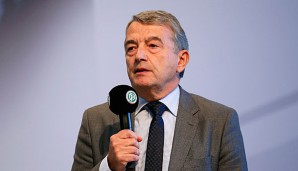 Wolfgang Niersbach weist die Anschuldigungen des "Spiegel" entschieden zurück