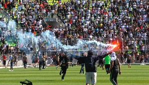 Das chilenische Derby wurde durch heftige Ausschreitungen überschattet