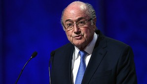 Sepp Blatter will bei der Aufklärung des Skandals helfen