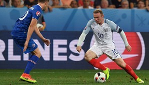 Wayne Rooney ist weiterhin der Kapitän der Three Lions