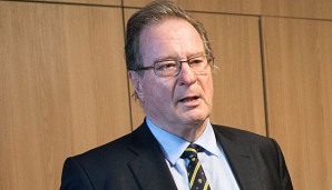 Klaus Kinkel hat die FIFA aufgrund der Ausbootung der Chef-Ethiker scharf kritisiert