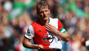 Und die Spieler lieferten nach nicht einmal einer Minute: Dirk Kuyt schoss Feyenoord in Führung ...