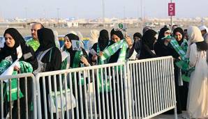 Frauen durften in Saudi-Arabien erstmals ein Fußballspiel besuchen