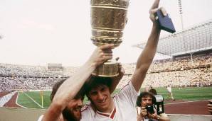 Mit dem DFB-Pokal-Sieg 1985 qualifizierte sich Bayer Uerdingen erstmals für den Europapokal der Pokalsieger. Im Halbfinale beendete Barcelona sämtliche Titelträume des Underdogs.
