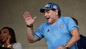 Als Glücksbringer fungierte Maradona aber nicht. Sein Team verlor mit 1:3. Sehr zum Ärger des 57-Jährigen.