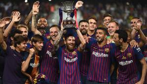 Der FC Barcelona hat sich im spanischen Supercup mit 2:1 gegen den FC Sevilla durchgesetzt. Für Lionel Messi war es der 33. Titel mit den Katalanen. Doch wer sind die Spieler mit den meisten Titeln insgesamt?