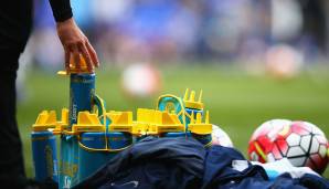 Die Wasserflaschen (2010): Marco Paolini, Keeper des italienischen Drittligisten Cremonese, hatte die Trinkflaschen seines Teams im Spiel gegen Paganese mit Beruhigungsmitteln angereichert, um seine Spielschulden zu begleichen. Er wurde 5 Jahre gesperrt.
