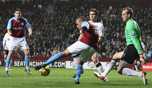 Auch Gabriel Agbanlahor (Aston Villa) traf gegen den FC Fulham nicht