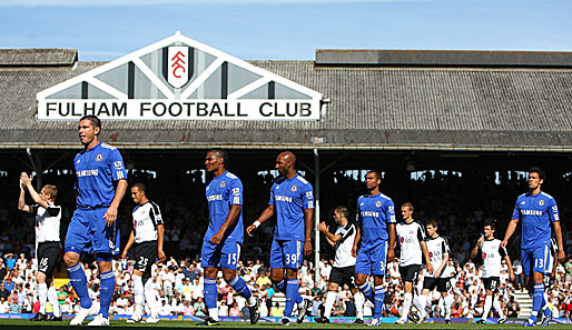 Der FC Chelsea hat das Derby in London beim FC Fulham mit 2:0 gewonnen