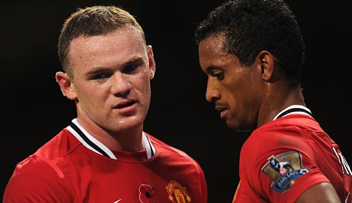 Wayne Rooney (l.) und Nani spielen mit Manchester United am Samstag gegen Newcastle