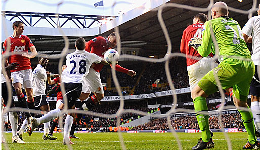 Wayne Rooney erzielte per Kopf den 1:0-Führungstreffer gegen die Tottenham Hotspur