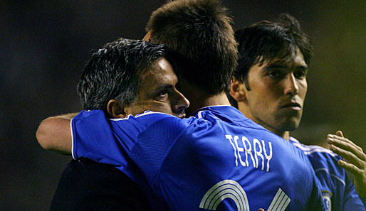 John Terry und Jose Mourinho (l.) hatten immer ein gutes Verhältnis
