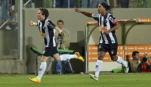Bernard (l.) erzielte für Atletico Mineiro bisher in 71 Pflichtspielen 15 Tore
