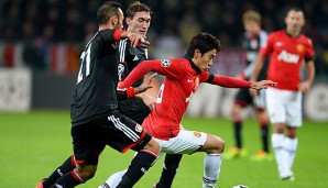 Shinji Kagawa (r.) war gegen Bayer Leverkusen kaum zu halten