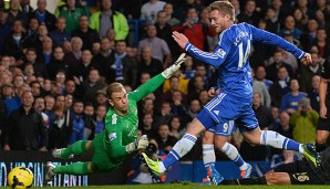 Andre Schürrle (r.) hat gegen Manchester City sein erstes Premier-League-Tor für Chelsea erzielt
