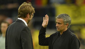 Jürgen Klopp trifft am Samstag mit dem FC Liverpool auf Jose Mourinhos Chelsea