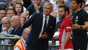 Juan Mata wirderspricht Medienberichten, wonach er Probleme mit Jose Mourinho habe