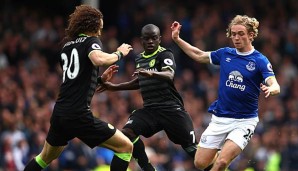 Im letzten Aufeinandertreffen setzten sich David Luiz und Ngolo Kante mit 3:0 gegen Everton durch
