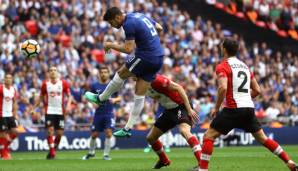 Alvaro Morata (M.) erzielte das Tor zum 2:0-Endstand für den FC Chelsea.