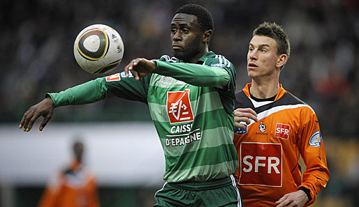 Sanogo (l.) stand bis zum Sommer 2012 in St.-Etienne unter Vertrag