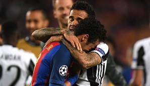 Dani Alves wechselte diesen Sommer von Juventus Turin zu PSG - Neymar könnte bald folgen