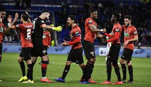 Durch einen 3:2-Erfolg in Lyon ist Stade Rennes ins Pokalfinale in Frankreich eingezogen.