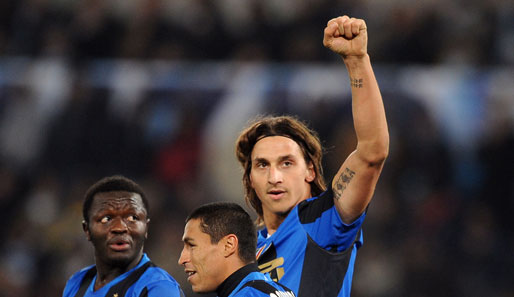 Traf bei der Coppa Italia für Inter Mailand: Zlatan Ibrahimovic (r.)