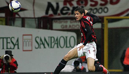 Erst 19 Jahre alt - denoch Spitze: Pato erzielte sein 15. Saisontor für Milan