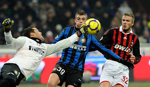 Julio Cesar hat bei Inter einen Vertrag bis 2014