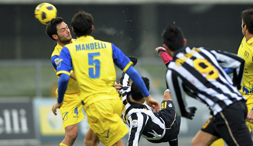 Fabio Quagliarella brachte Juve mit einem Seitfallzieher in Verona in Führung